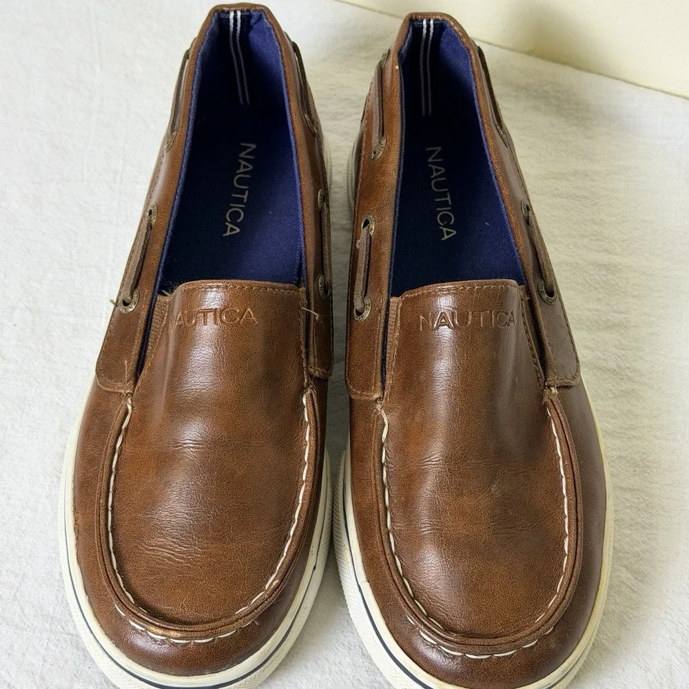 Nautica Brown Faux Leather Moc Toe Boys Slip On Boat Shoes Size 3 Preppy